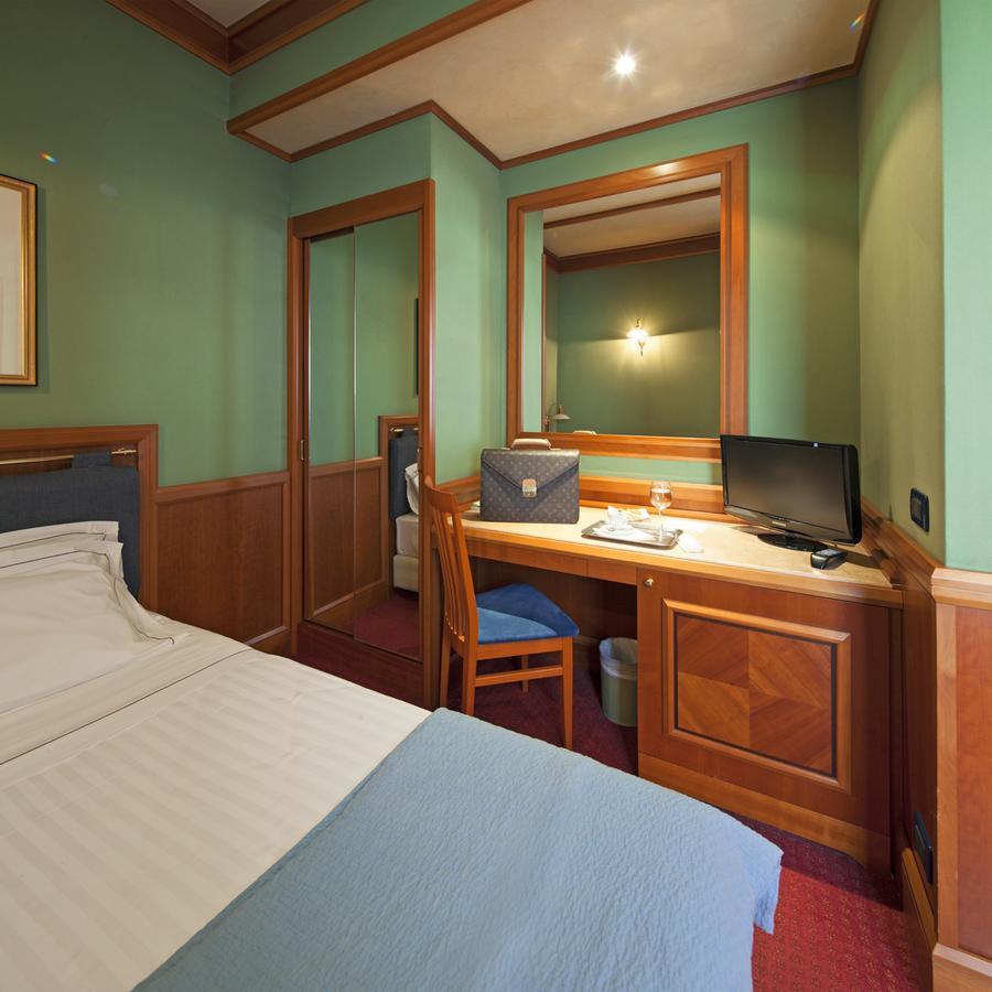 Arosio Hotel Extérieur photo