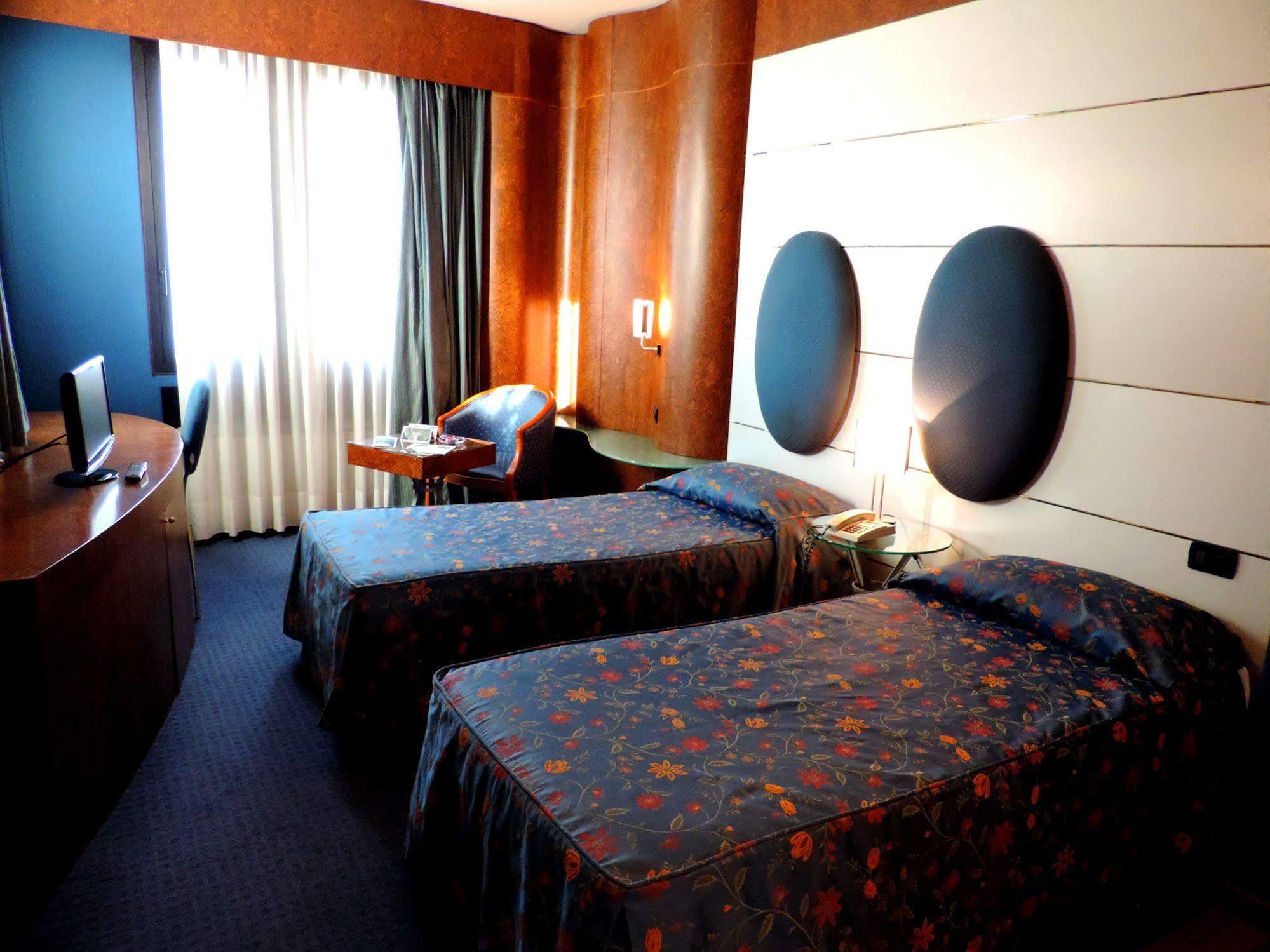 Arosio Hotel Extérieur photo